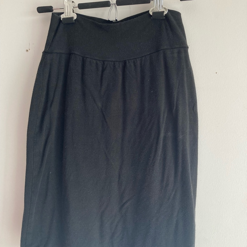 Lilikoi black pencil skirt SM 🇨🇦